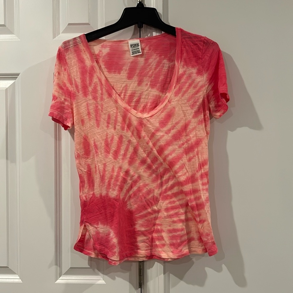Victoria’s Secret PINK Vneck Tie Dye Graphic Tee
